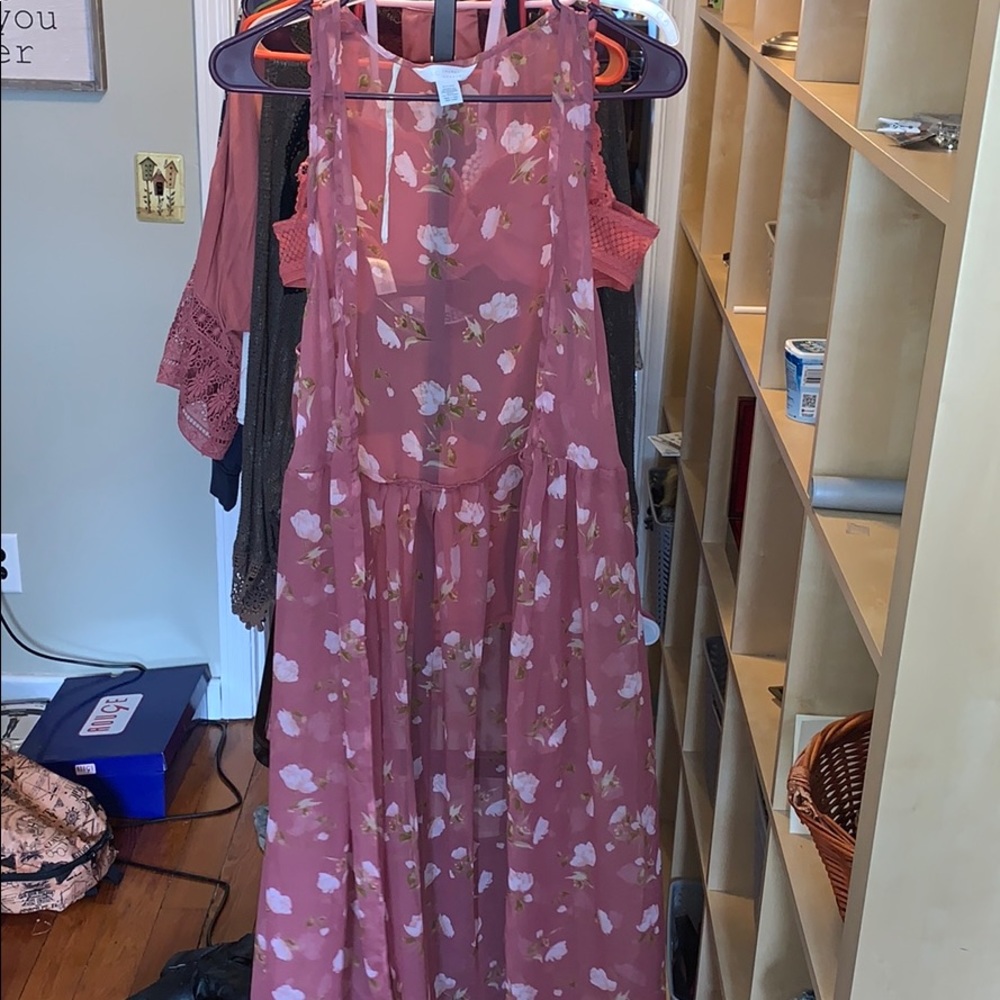 LC sheer sleeveless floral duster.